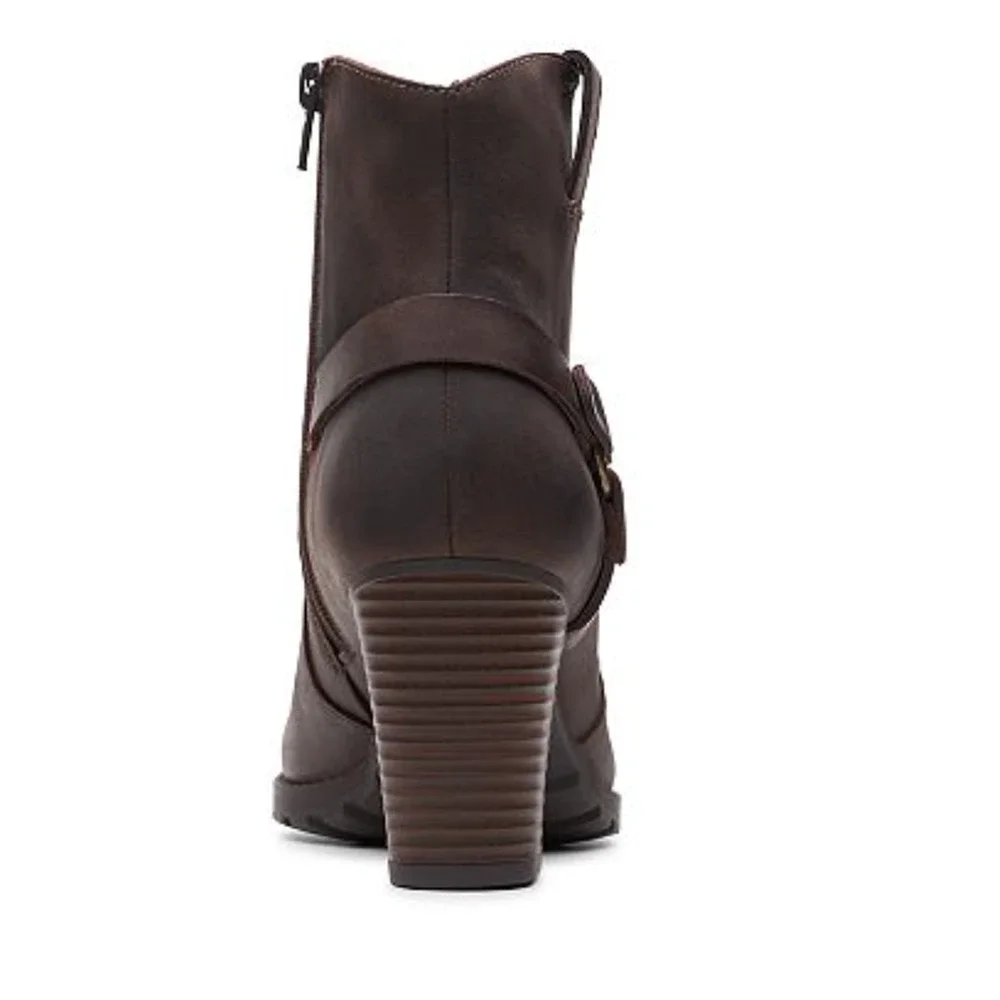 Clarks Verona Rock Ankle Leather Boots 11 NWT Brown Heeled Western Buckle